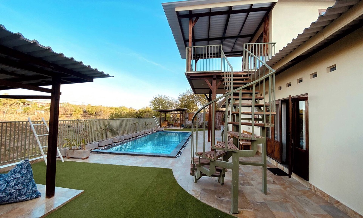 Jerowaru Villa | Ekas Beach View Villa