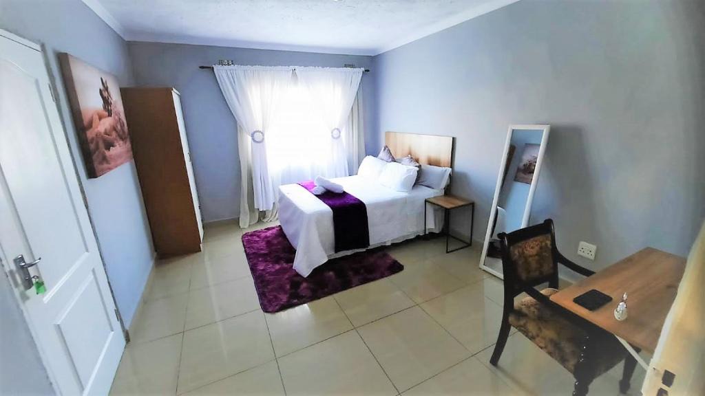 Kingsborough House | Ekhaya Accommodation