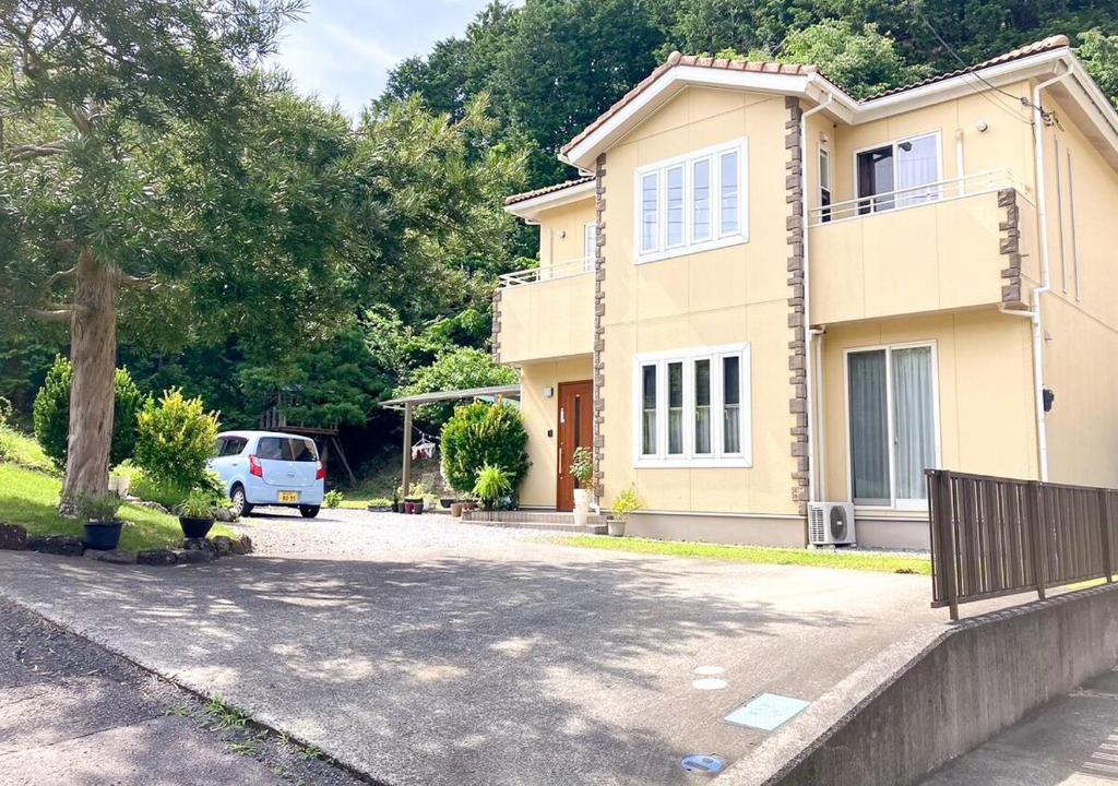 Oyama-cho Apartment | El Bosque
