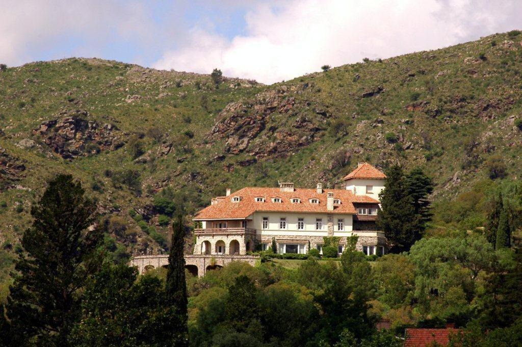 La Cumbre Hotel | El Castillo de Mandl
