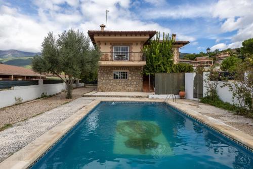 La Adrada Ski Chalet | El Castillo