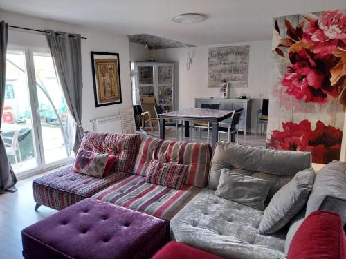 Aldeamayor de San Martin House | El Encanto de Valladolid
