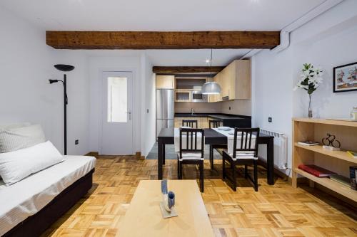 Old Town Apartment | El Hogar de San Fermín
