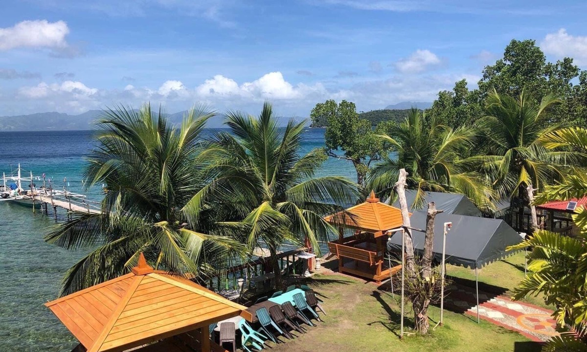Romblon Island Hotel | El Krimphoff Resort