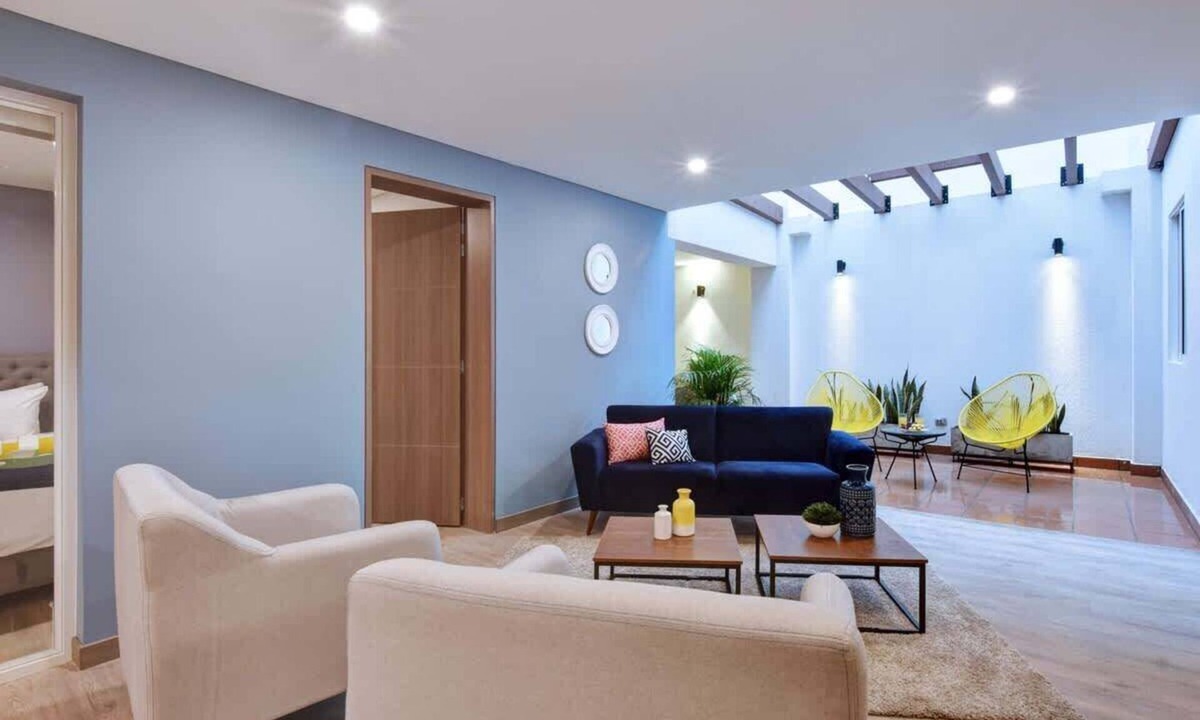 Cali Apartment | El Peñon | Jacuzzi + 3BR | Walk Everywhere | B101