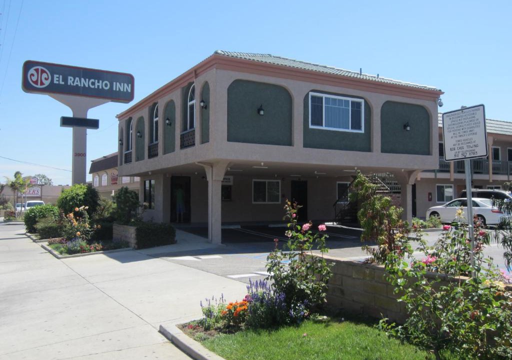 Hawthorne Hotel | El Rancho Inn