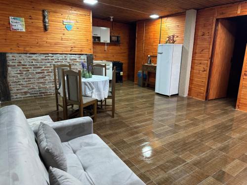 Vila Rica House | El Regreso