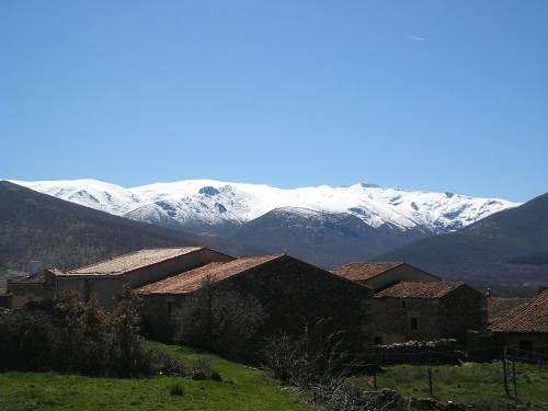 Navalguijo House | El Tormal