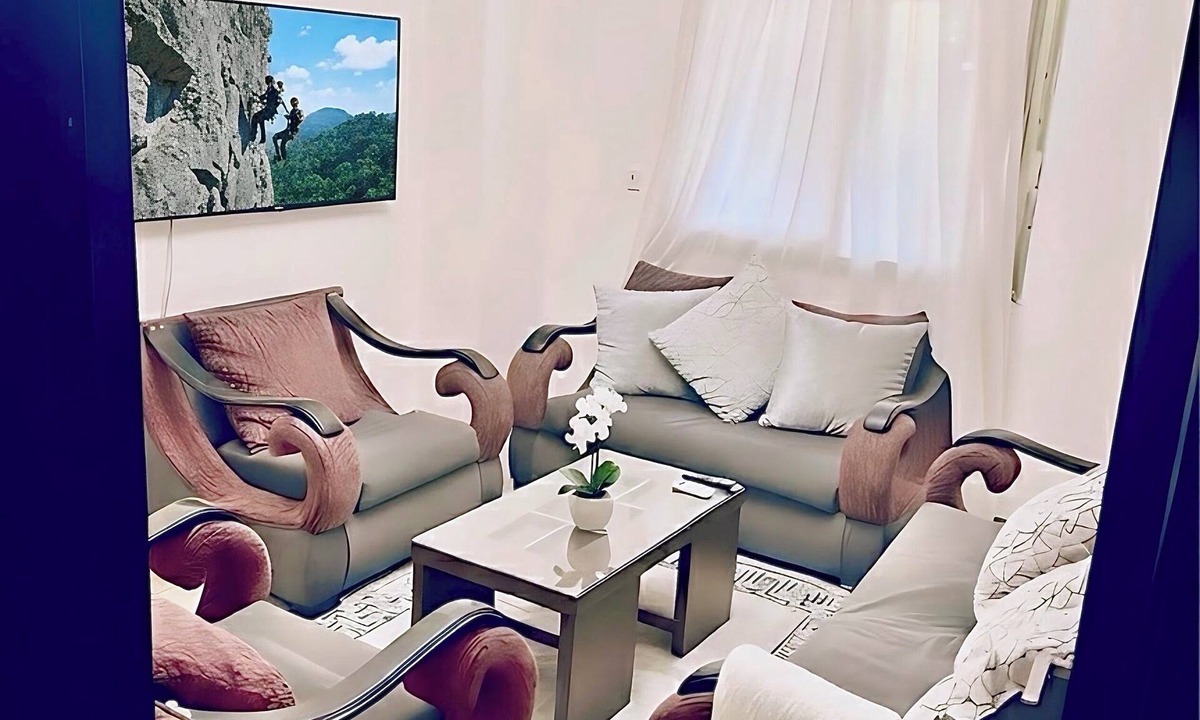 Sheikh Zayed City Apartment | Elegant Apartment at Sheikh Zayed Compound
