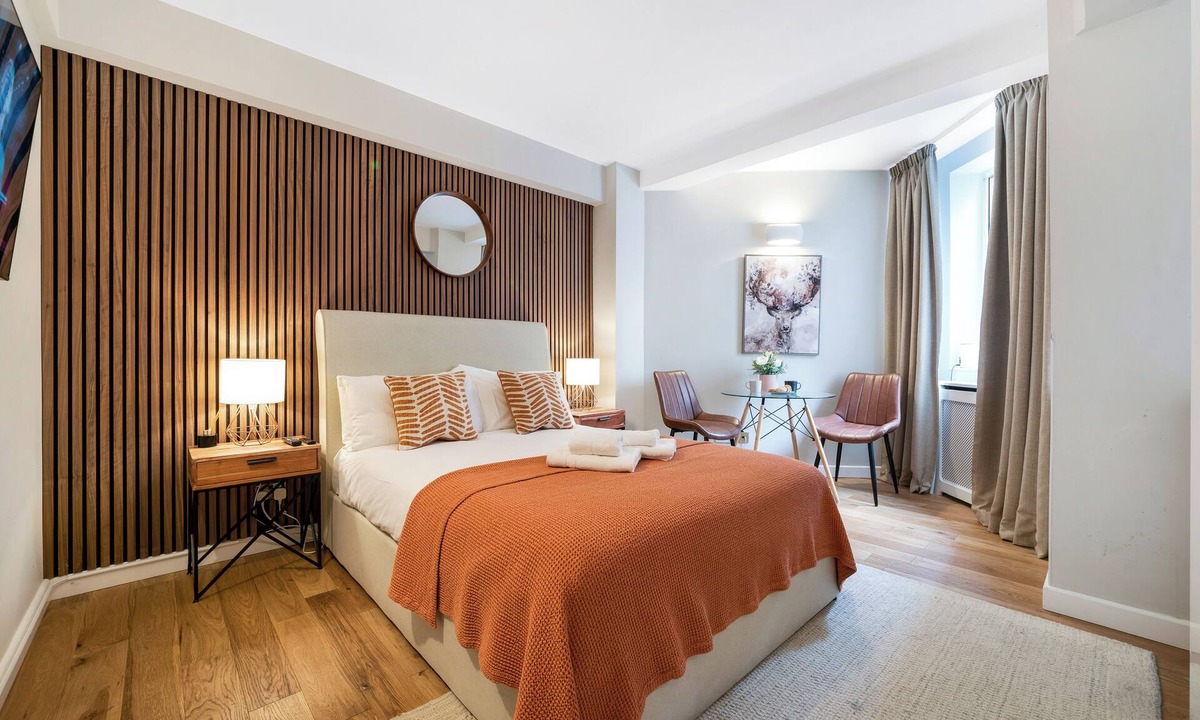 Brompton & Hans Town Apartment | Elegant Apartment in London's Prime Location