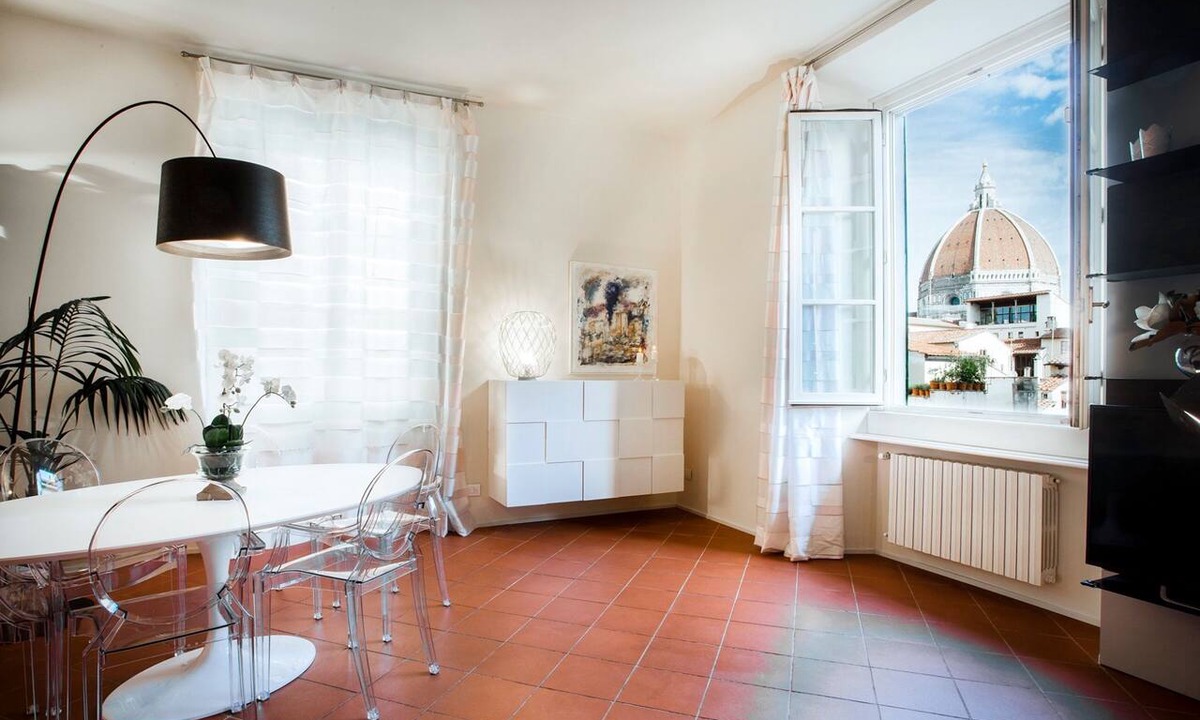 Duomo Apartment | Elegant Apartment with Duomo View Residenza Covoni
