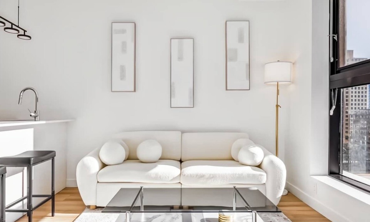 Mount Pleasant Apartment | Elegant Calgary Abode: Fitness Studio, Sauna, Billiards.