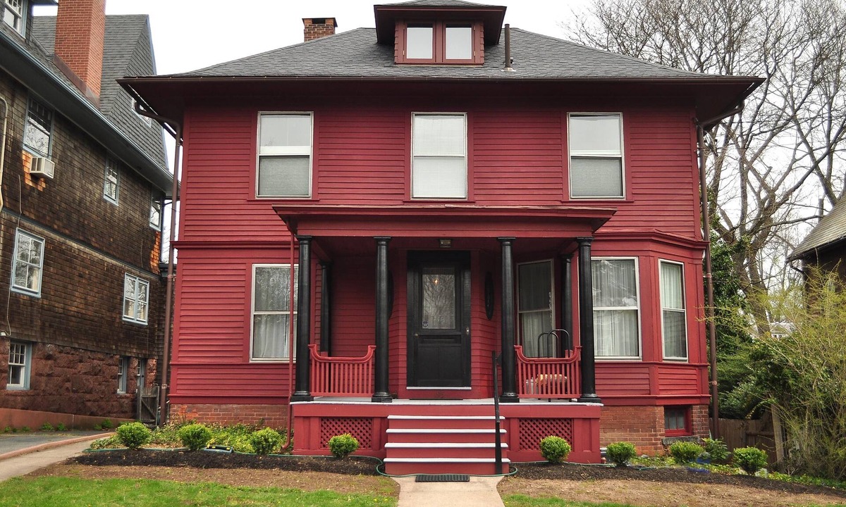 East Rock House | Elegant house in East Rock.
