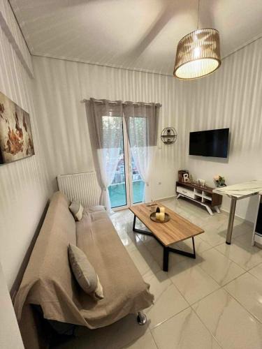 Moschato-Tavros Apartment | Elegant & Modern Apartment near to Athens Riviera