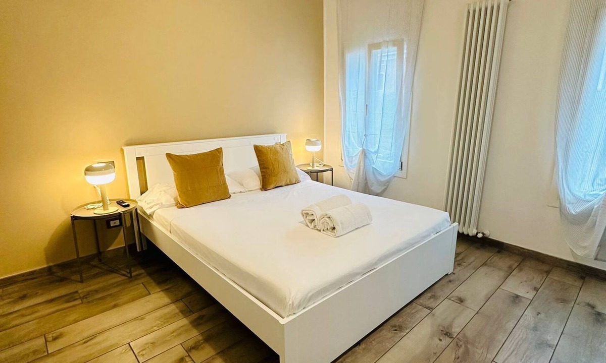 Saliceta San Giuliano Bed & Breakfast | Elegant two-room apartment near the historic center with free reserved parking