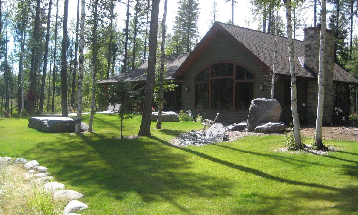 Bigfork House | Elegant Wild Swan Retreat Center