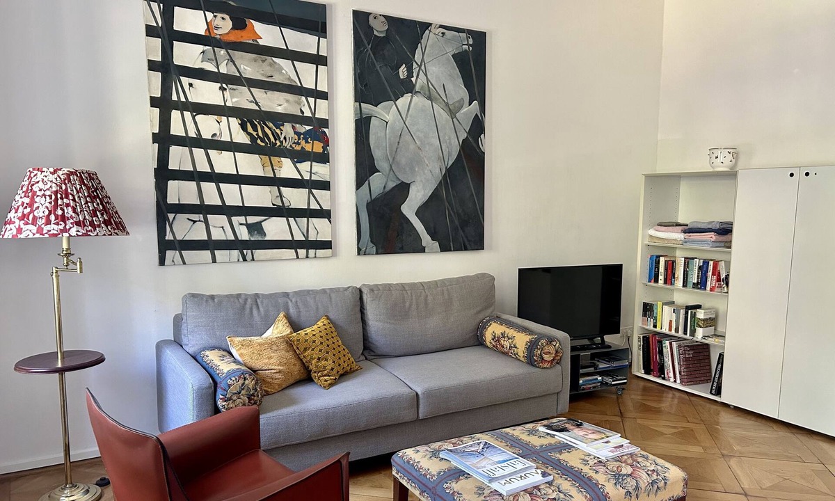 Wilten Apartment | Elegantes Villenappartement im Zentrum