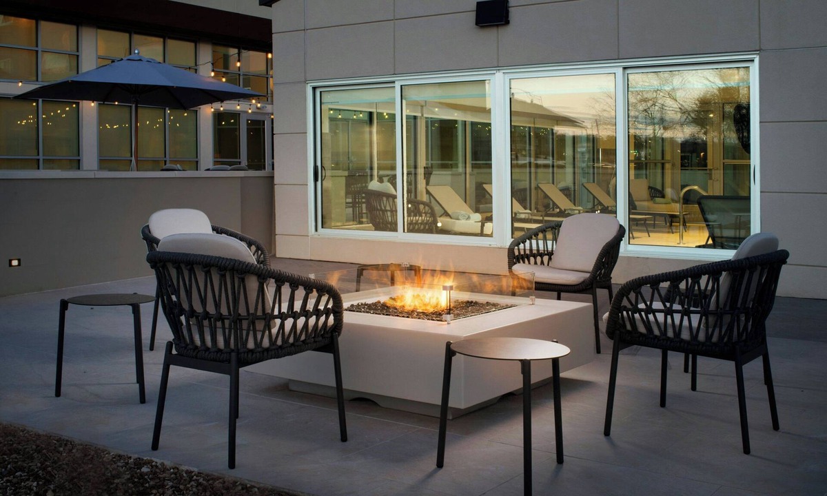 Fort Smith Hotel | Element by Marriott Fort Smith