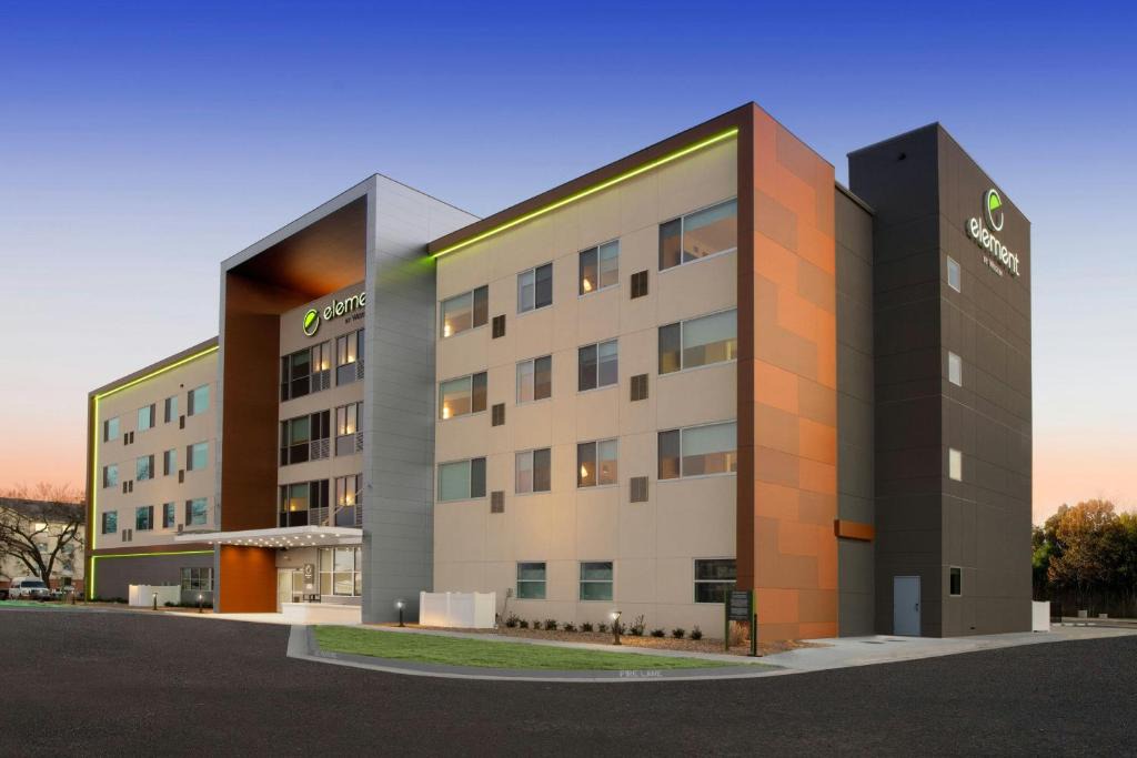 Fort Smith Hotel | Element by Marriott Fort Smith