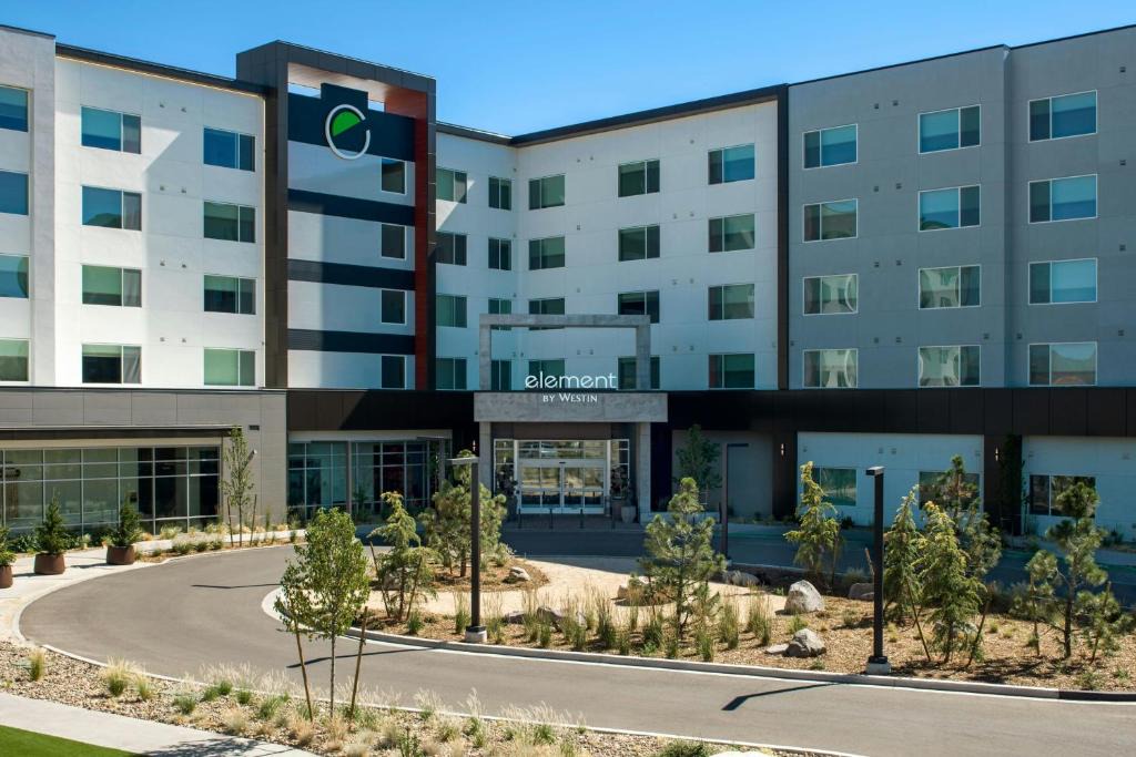 Reno/Tahoe Airport Hotel | Element by Marriott Reno Experience District