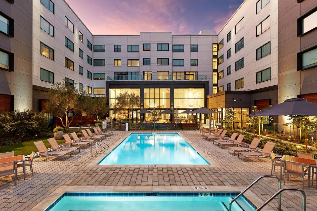 Santa Clara Hotel | Element by Marriott Santa Clara