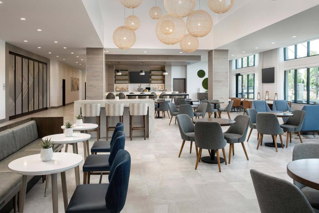 Southcenter Hotel | Element by Marriott Seattle Sea-Tac Airport