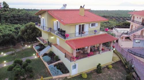 Killini Apartment | Elenas Villas
