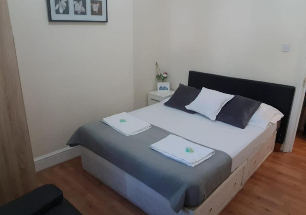 Elephant and Castle Apartment | Elephant