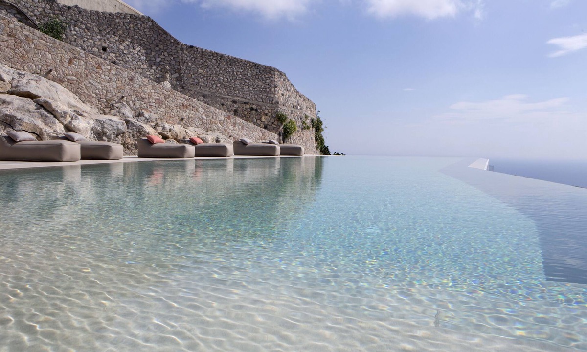 Pyrgos Hotel | Elessa Hotel