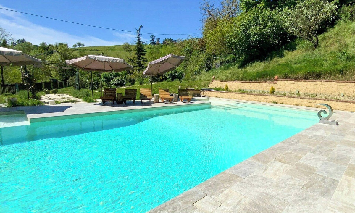 Acqui Terme Apartment | Elevated loft with valley views in Acqui Terme