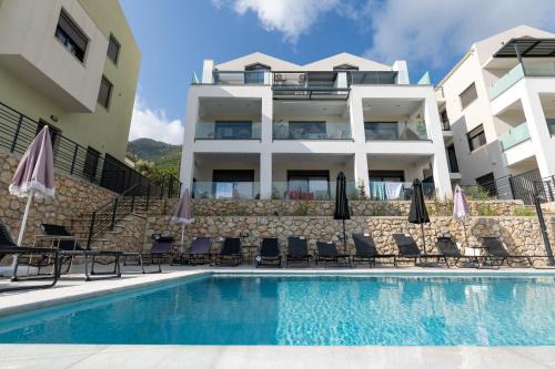 Nikiana Apartment | ElfiSuites