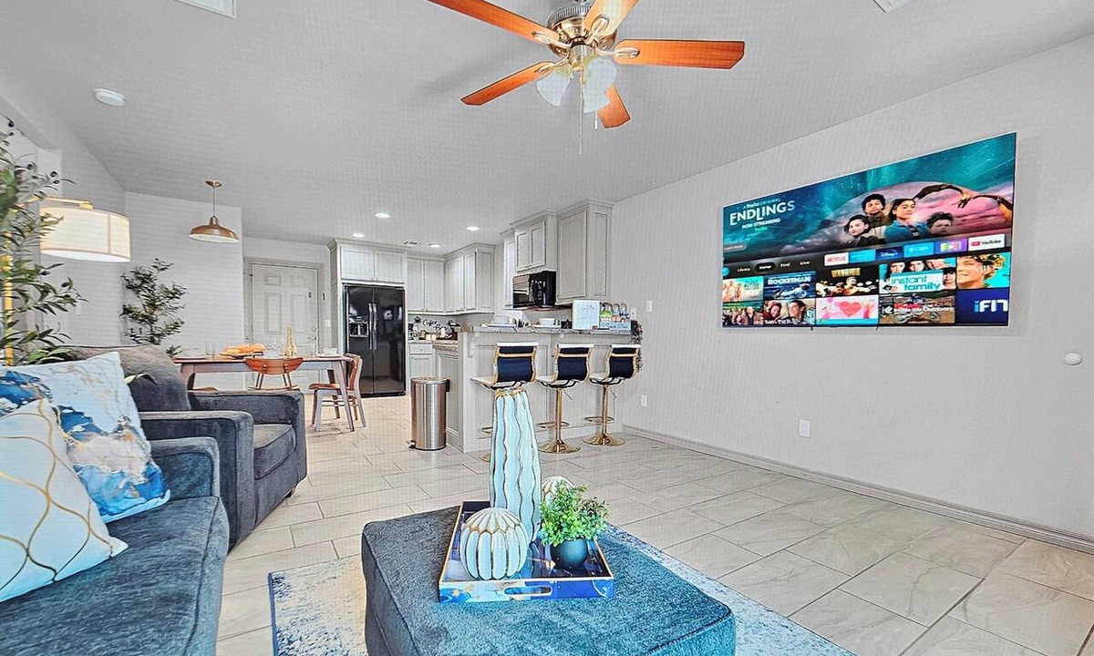 Elgin Apartment | Elgin Oasis Suite A