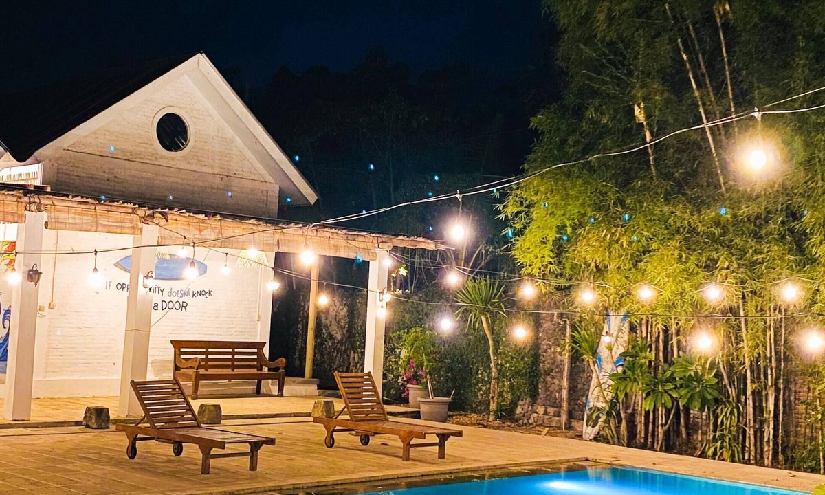 Sekongkang Resort | Elhoppo Pasir putih resort & resto