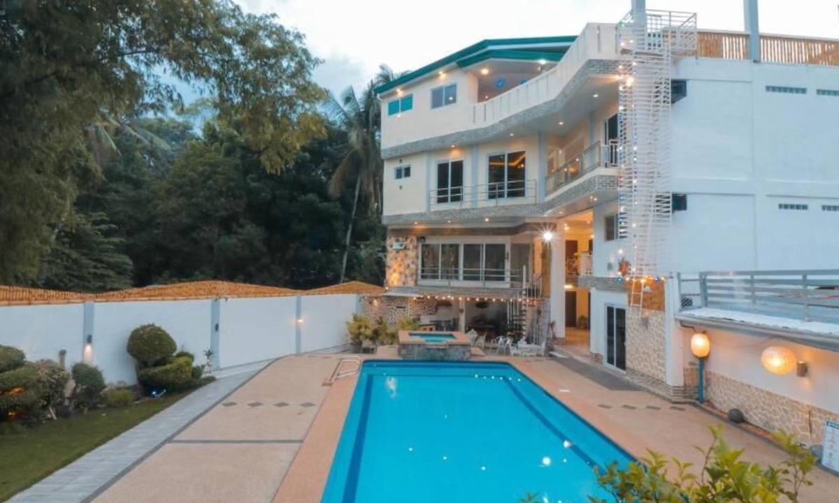 Baclayon Hostel | Elicon Suites