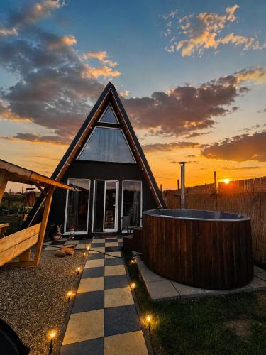 Maracineni Ski Chalet | Elioan Cozy A-Frame