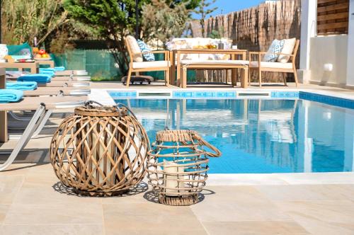 Paralia Kourna Villa | Eliomar Beachside Villa