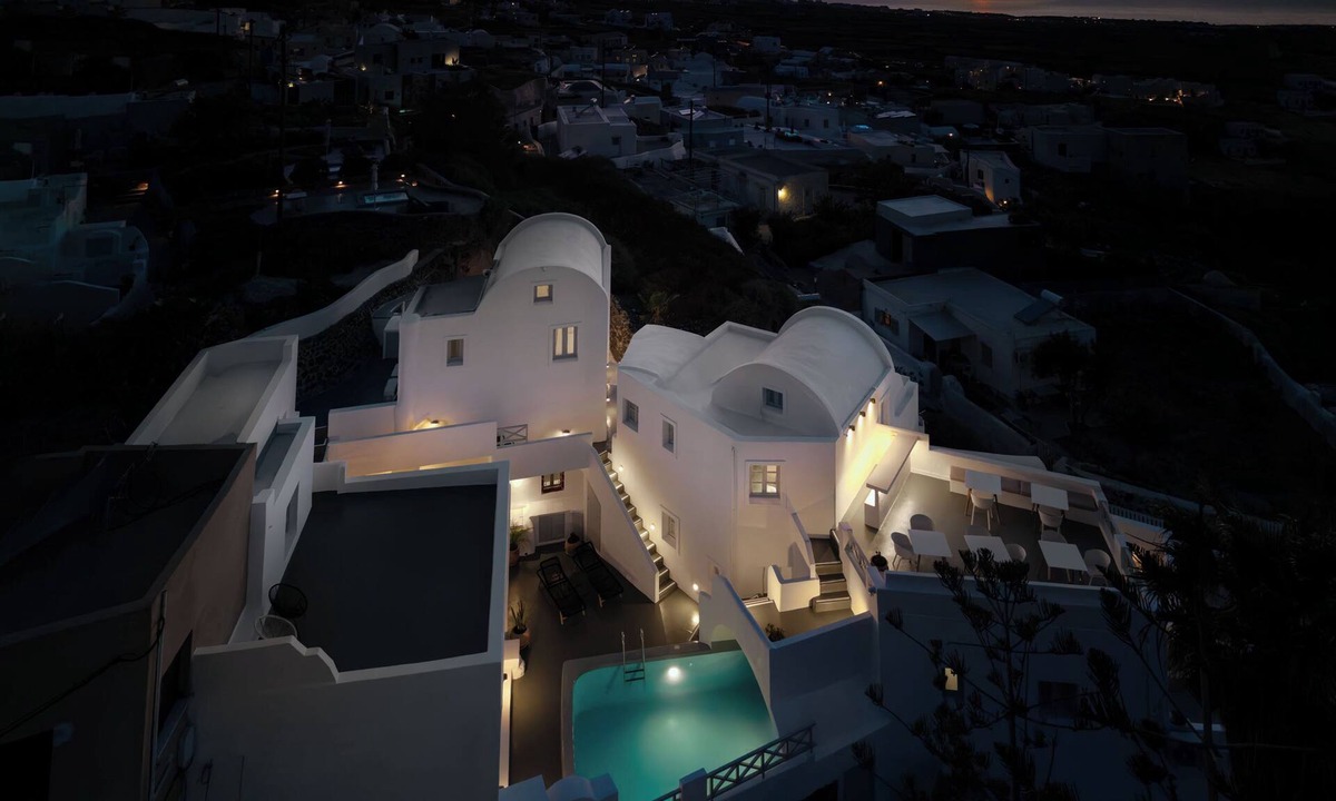 Finikia Hotel | Elios Cave Suites