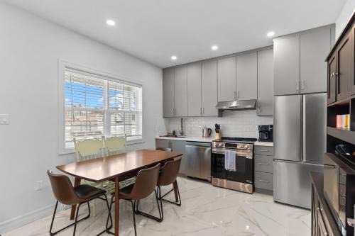 Terra Nova House | Elizabeth Central 3Kings Parking MUN Hospital Mall