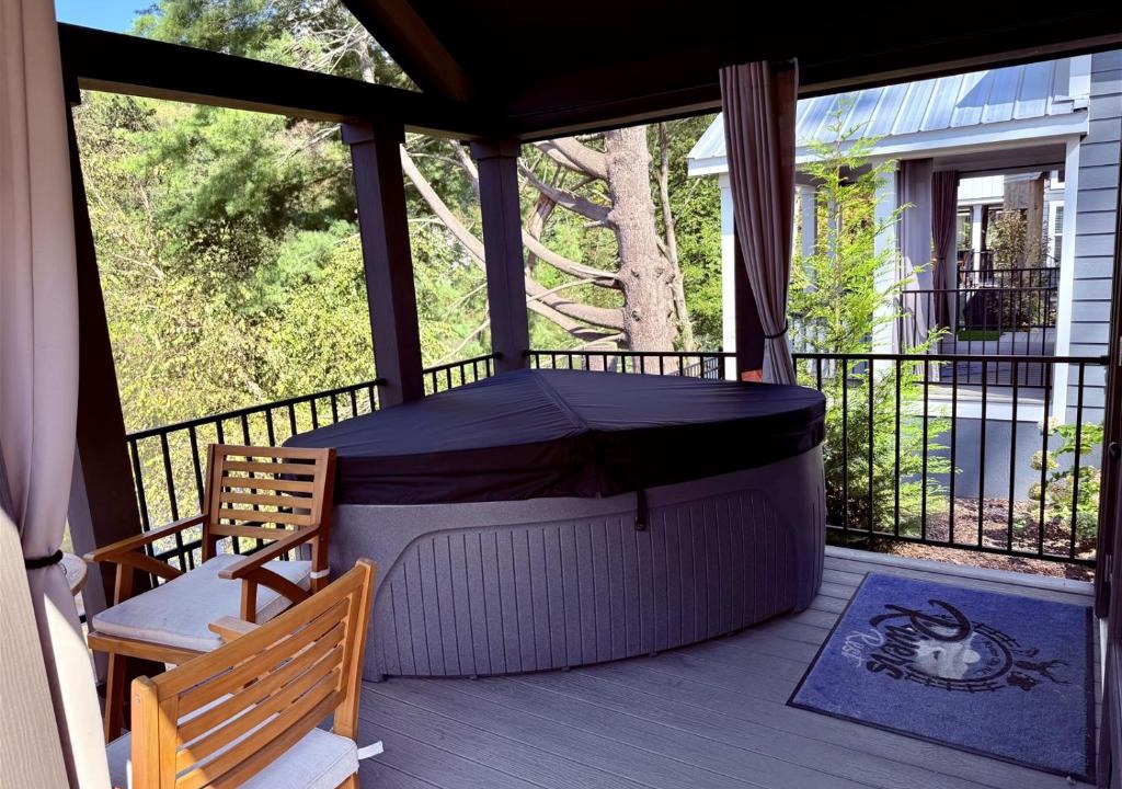 Bryson City Villa | Elk River Tiny Luxury Living with River Views
