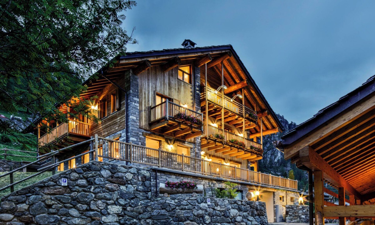 Tschaval Hotel | Ellex Eco Hotel