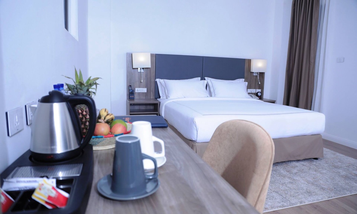 Kirkos Hotel | Elmo's Hotel