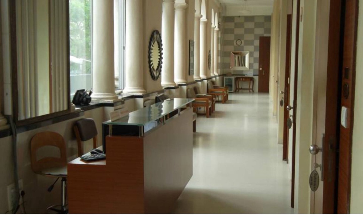 Fort Hotel | Elphinstone Hotel