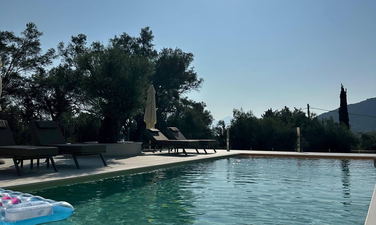 Nidri House | Elpida Luxury Apartments & Suites
