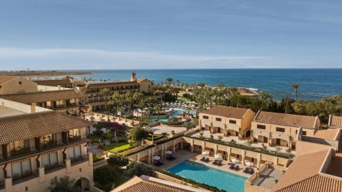Paphos Resort | Elysium