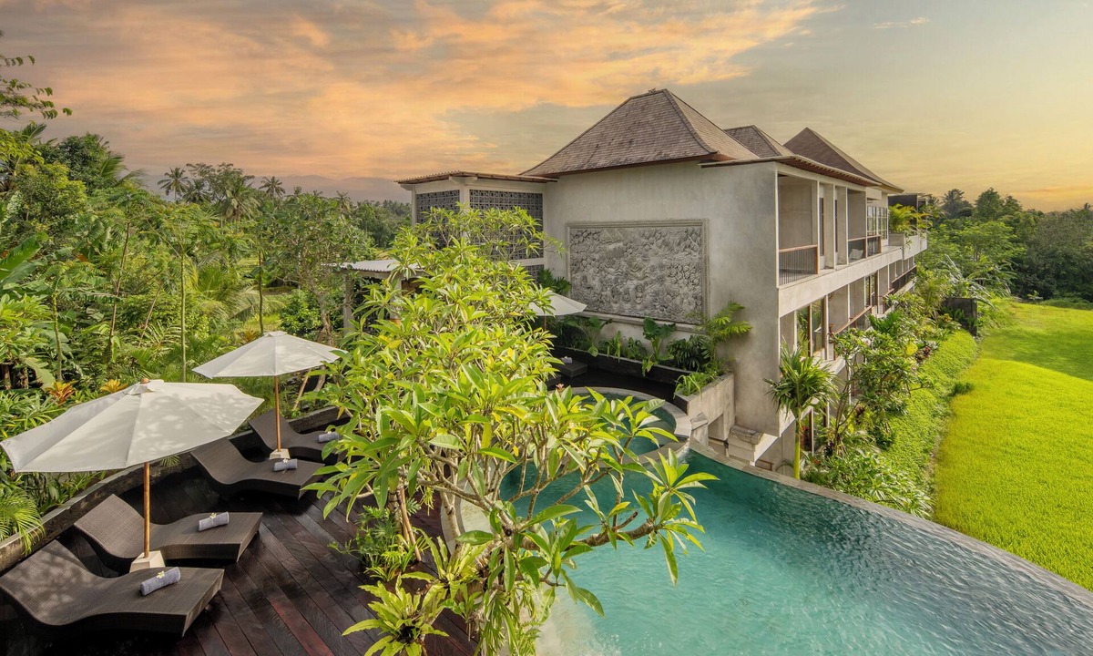 Pejeng Hotel | Emana Akatara
