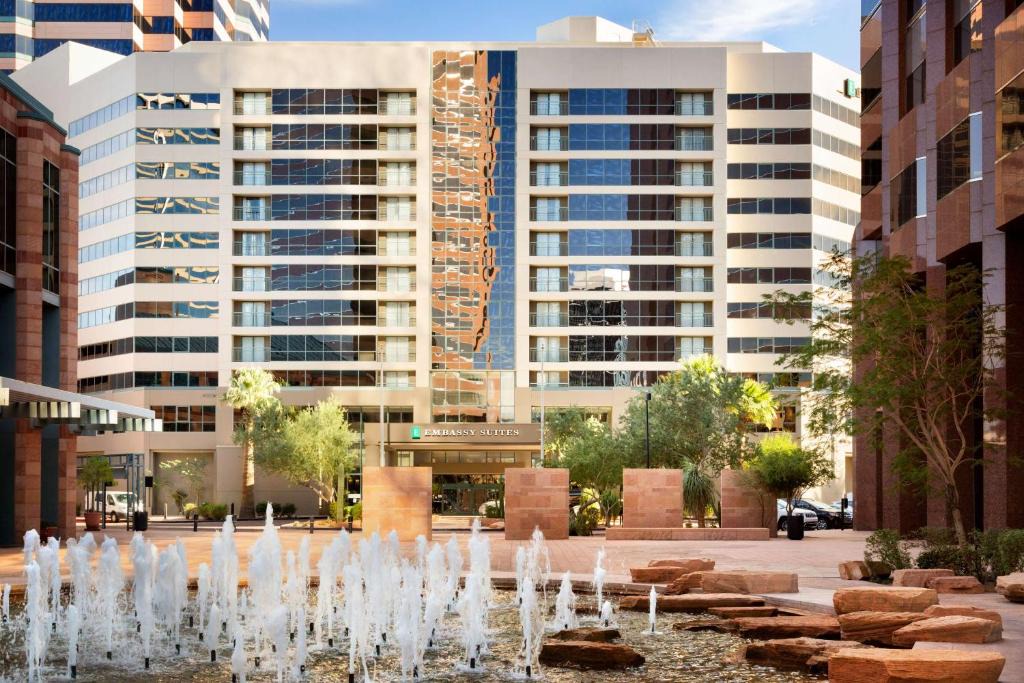 Encanto Hotel | Embassy Suites by Hilton Phoenix Downtown North