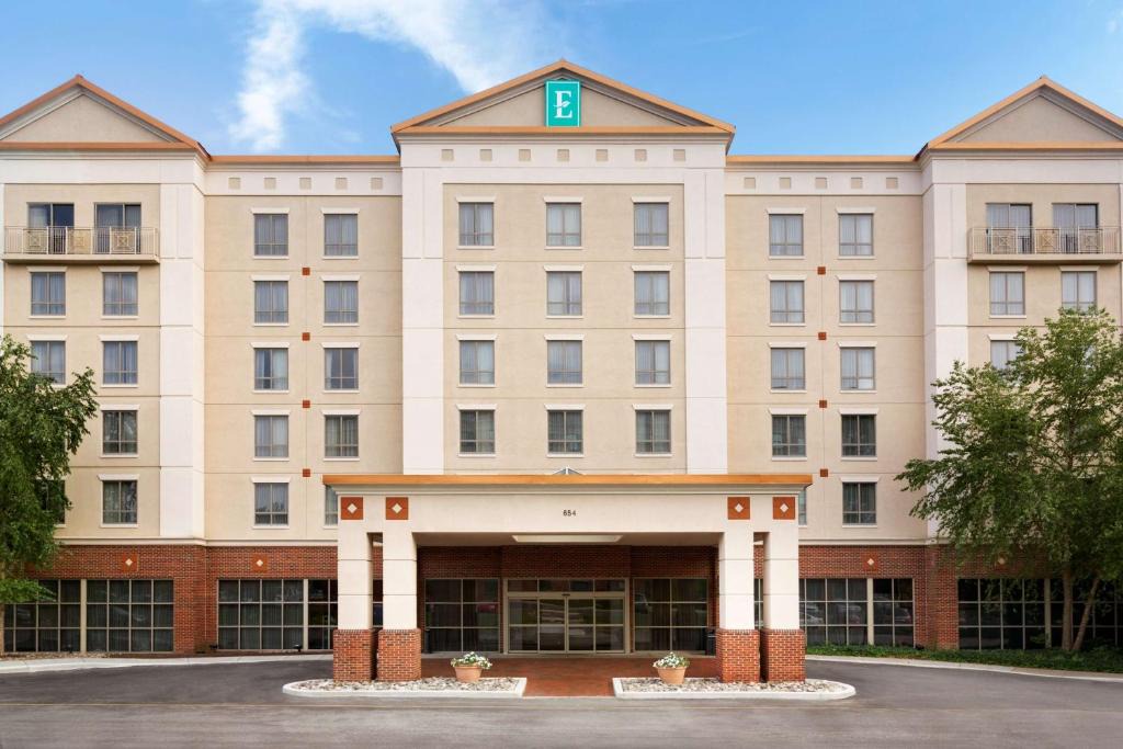 Newark Hotel | Embassy Suites Newark - Wilmington/South