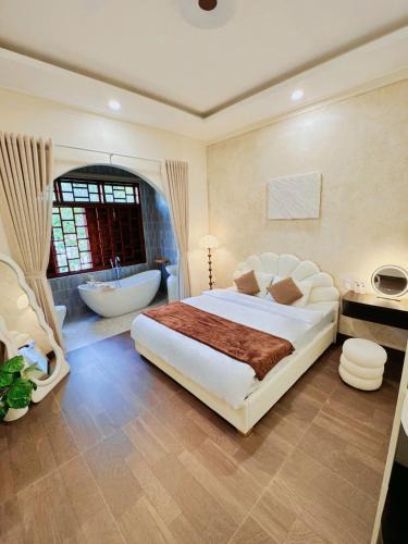 Phan Rang Hotel | Ember Home