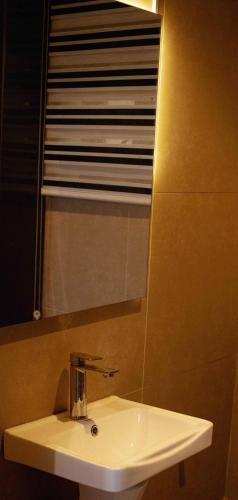 Lagos Mainland Apartment | Emerald Apartments