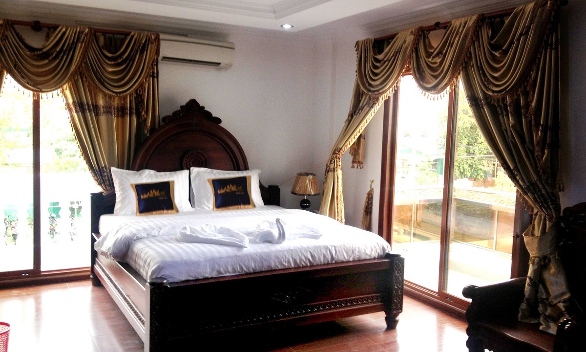 Svay Pao Hotel | Emerald BB Battambang Hotel